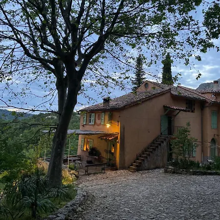 à Angouire Maison d'hôtes 3*