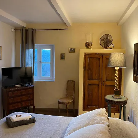 à Angouire Maison d'hôtes 3*
