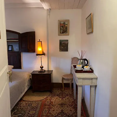 à Angouire Maison d'hôtes Moustiers-Sainte-Marie