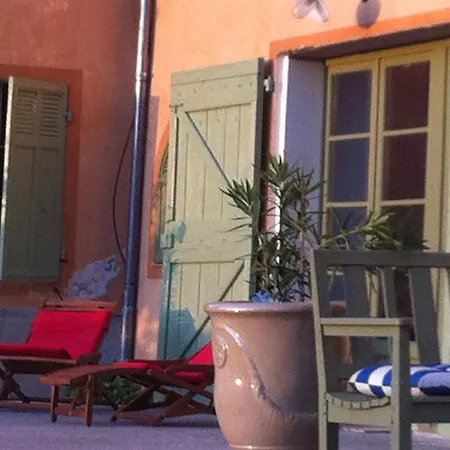 à Angouire Maison d'hôtes