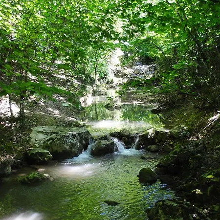 à Angouire 3*